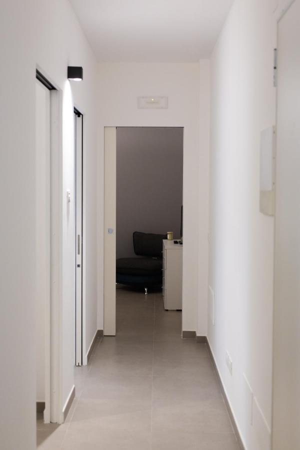 Sea View Apartment Monopoli Buitenkant foto