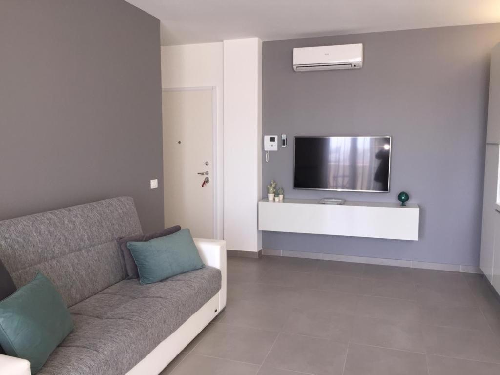 Sea View Apartment Monopoli Buitenkant foto